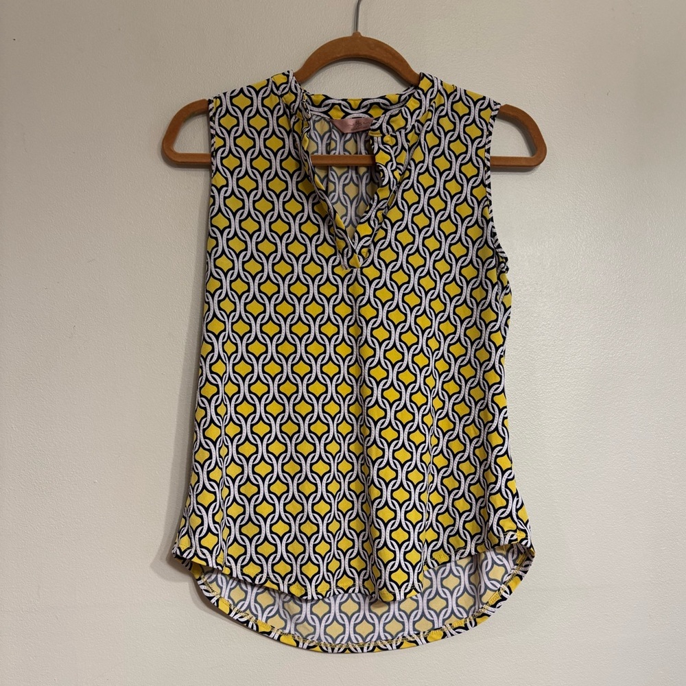 Yellow Black White Geometric Textured Sleeveless V-neck Blouse Top